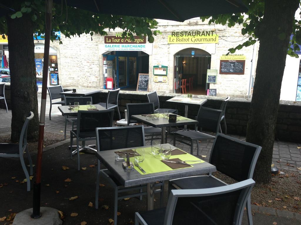 Hotel La Tour D'Auvergne Pont-lʼAbbé Kültér fotó