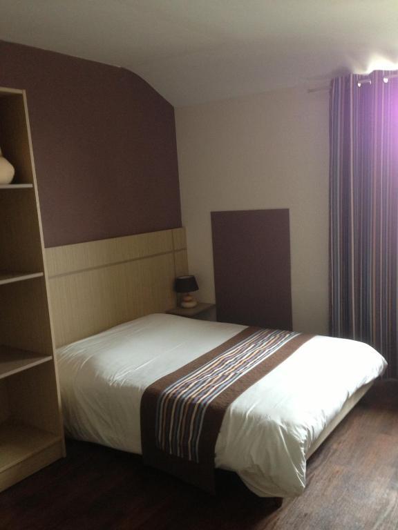 Hotel La Tour D'Auvergne Pont-lʼAbbé Szoba fotó